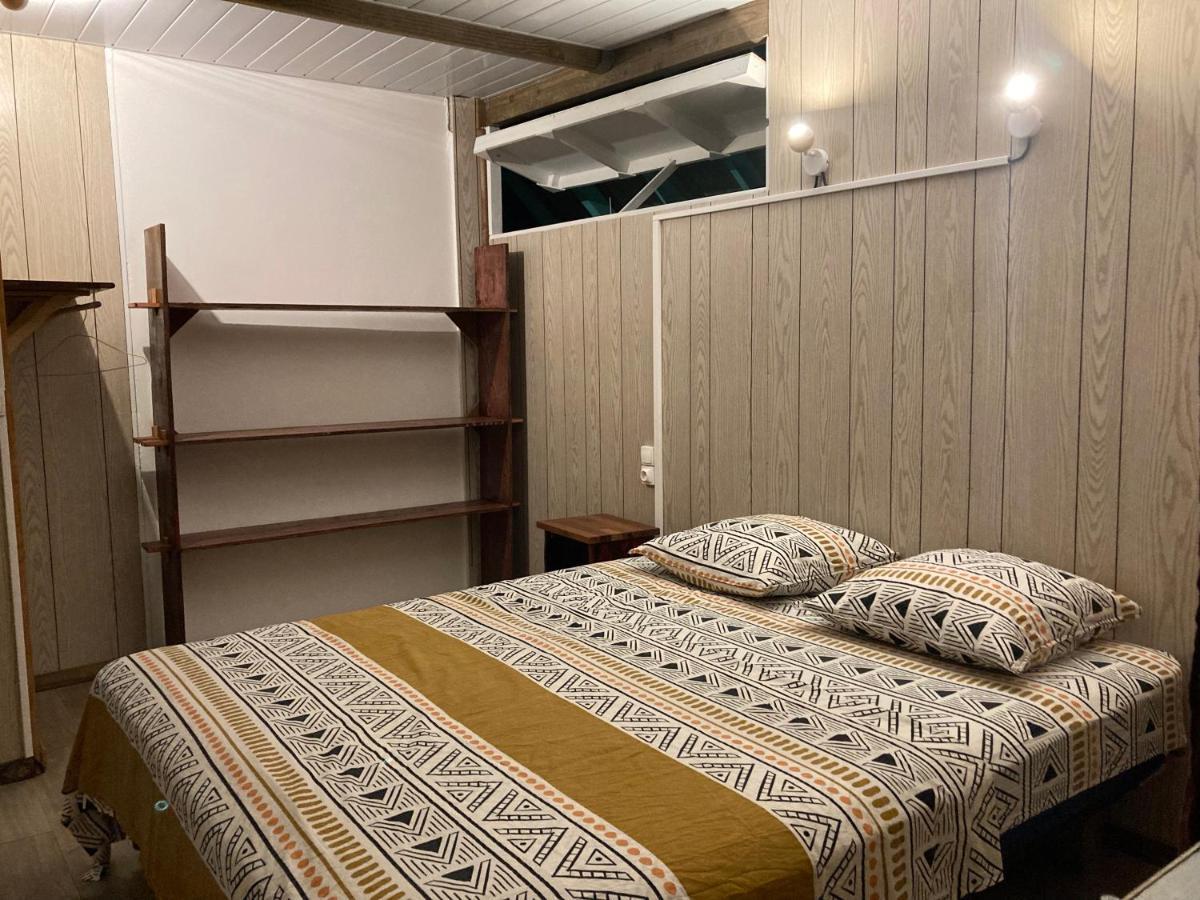 Manomano Lodge Papara Екстериор снимка