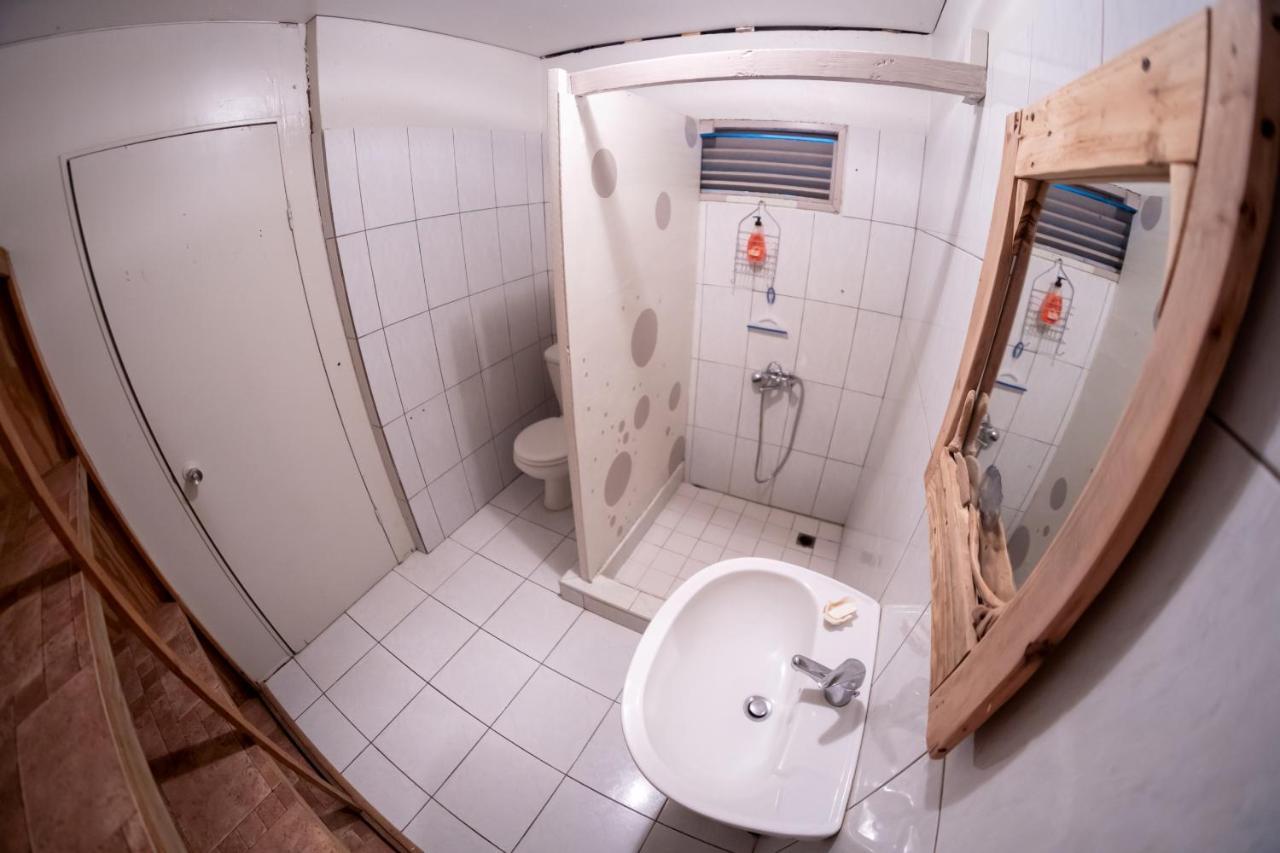 Manomano Lodge Papara Екстериор снимка